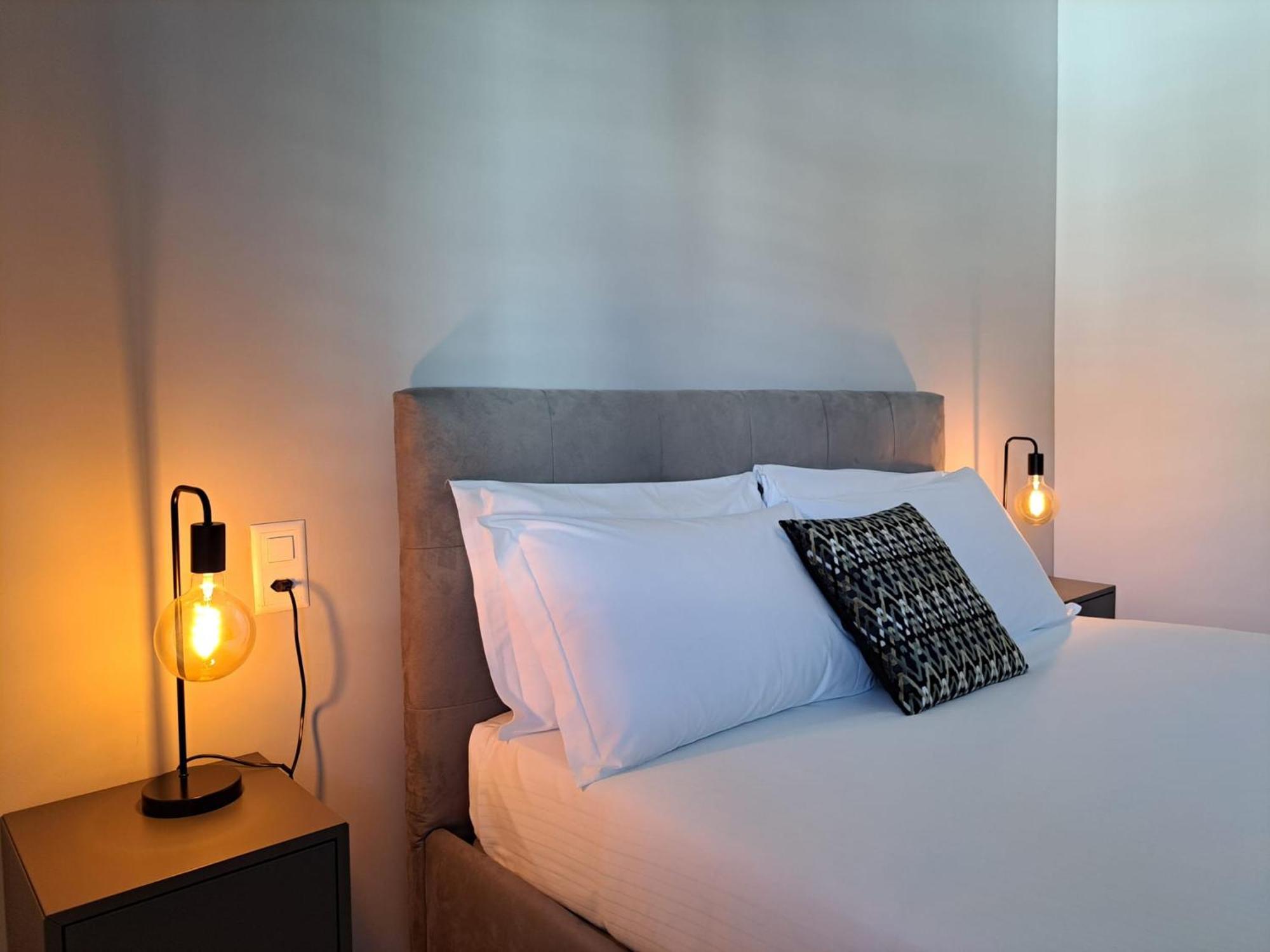 Urban Residence By Quokka 360 - Modern Apartments In Lugano Luaran gambar