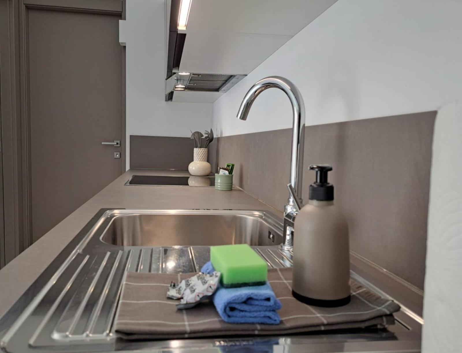 Urban Residence By Quokka 360 - Modern Apartments In Lugano Luaran gambar