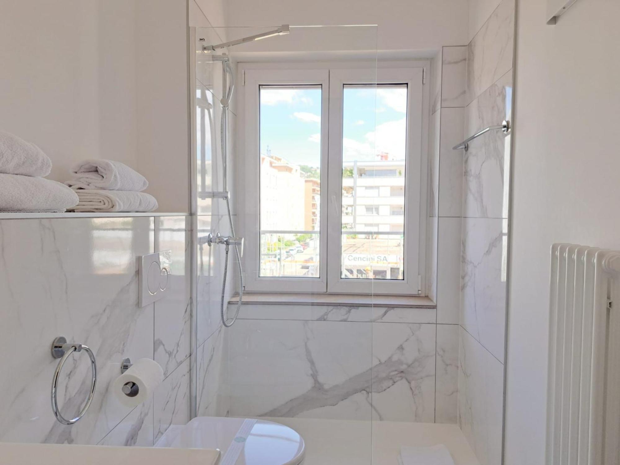 Urban Residence By Quokka 360 - Modern Apartments In Lugano Luaran gambar